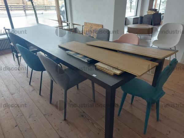 17#8771 Mobili finiti, materia prima e semilavorati, ferramenta e bulloneria in vendita - foto 19