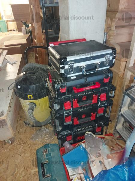 17#8771 Mobili finiti, materia prima e semilavorati, ferramenta e bulloneria in vendita - foto 50