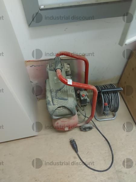 17#8771 Mobili finiti, materia prima e semilavorati, ferramenta e bulloneria in vendita - foto 89