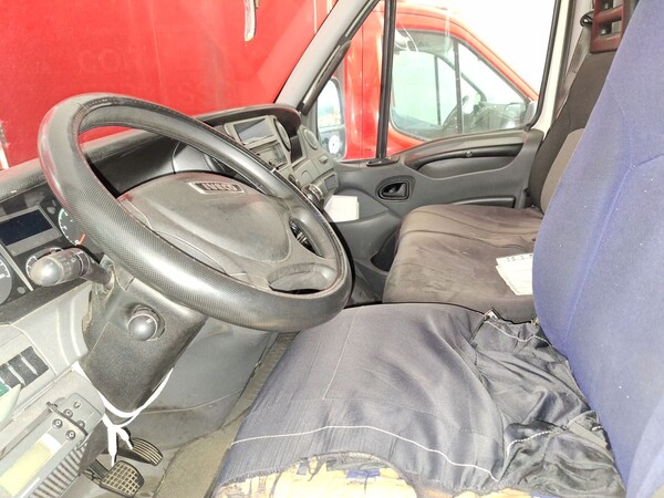 1#8772 Furgone Iveco Daily isotermico in vendita - foto 15