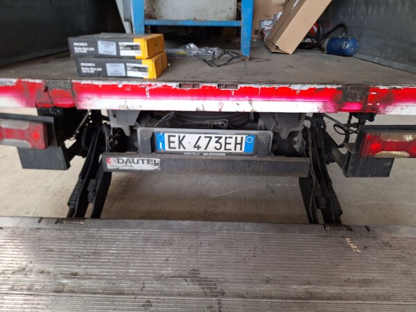 4#8772 Furgone Iveco Daily 35C12 cassonato in vendita - foto 9