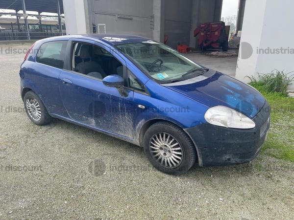 2#8786 Autocarro Fiat Punto in vendita - foto 1