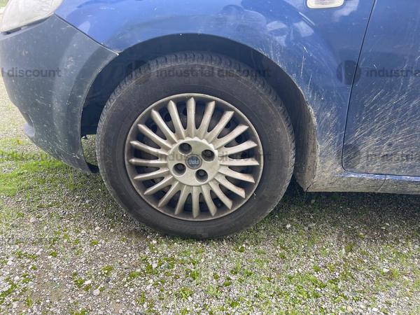 2#8786 Autocarro Fiat Punto in vendita - foto 3
