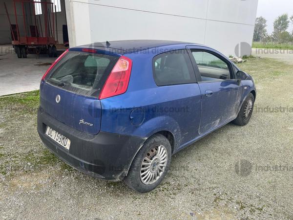 2#8786 Autocarro Fiat Punto in vendita - foto 4