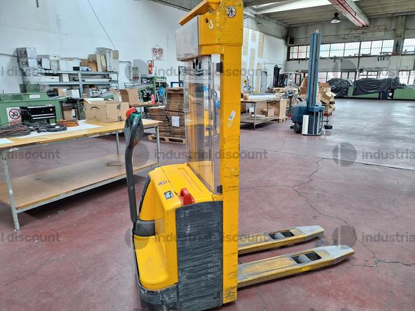 6#8798 Carrello elevatore Jungheinrich EJE110 in vendita - foto 1