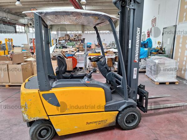 9#8798 Carrello elevatore Jungheinrich EFG-320 in vendita - foto 13