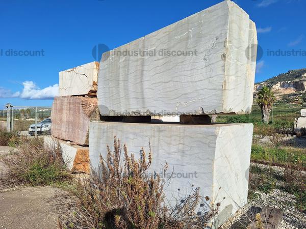 9#8799 Blocchi di marmo informi in vendita - foto 1