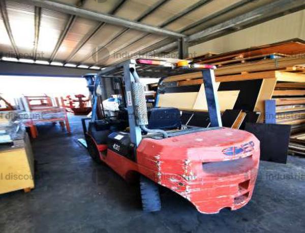 5#8806 Carrello elevatore FD 25T in vendita - foto 2