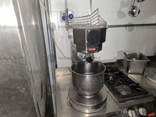 3#8808 Arredi ed attrezzature da laboratorio di pasticceria e prodotti da bar in vendita - foto 24