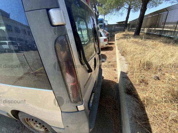 15#8816 Autocarro Nissan Primastarl in vendita - foto 6