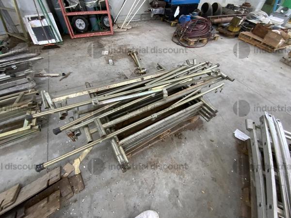 90#8816 Impalcatura da cantiere più utensili in vendita - foto 13