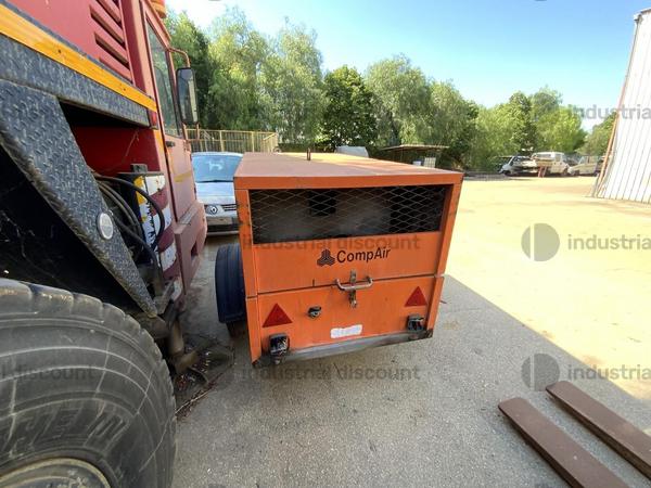90#8816 Impalcatura da cantiere più utensili in vendita - foto 25