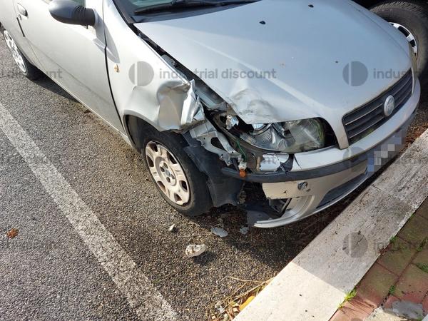 3#8826 Automobile Fiat Punto in vendita - foto 4