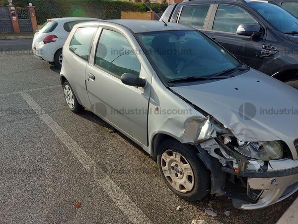 3#8826 Automobile Fiat Punto in vendita - foto 5