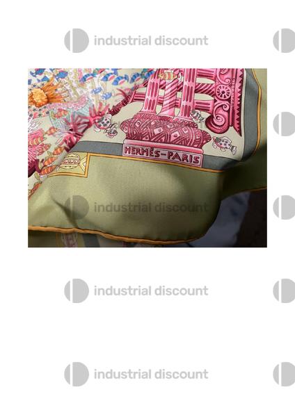 108#8837 Stock foulard e cravatte Hermès e altri brand in vendita - foto 3