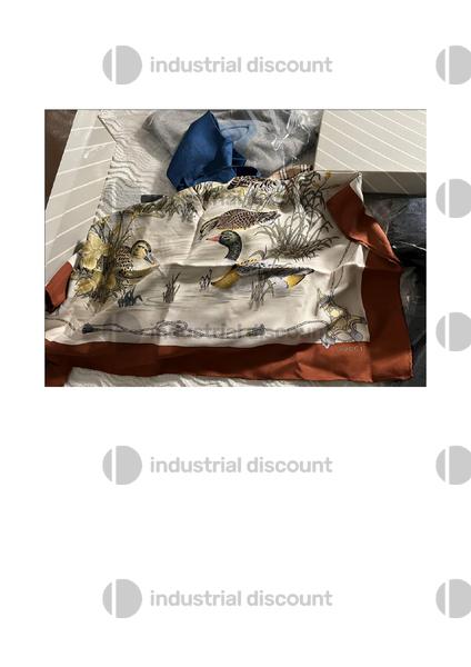 108#8837 Stock foulard e cravatte Hermès e altri brand in vendita - foto 5