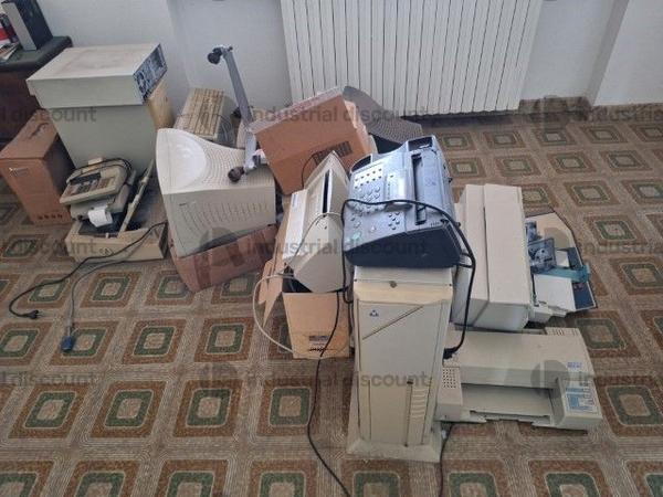 1#8846 Arredi, attrezzature e macchine elettroniche d'ufficio in vendita - foto 8