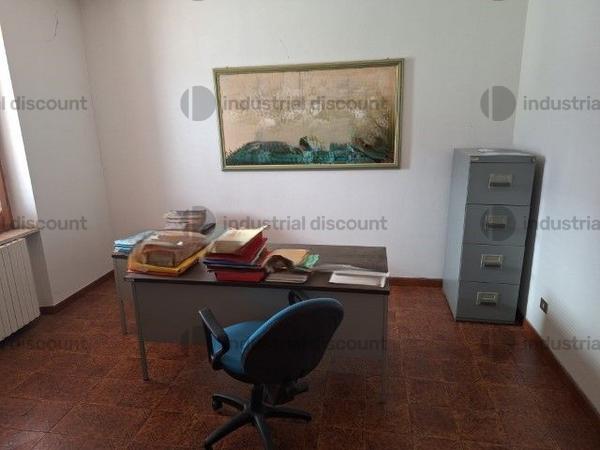 1#8846 Arredi, attrezzature e macchine elettroniche d'ufficio in vendita - foto 18