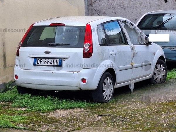28#8846 Autovettura Ford Fiesta in vendita - foto 4