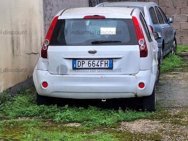 28#8846 Autovettura Ford Fiesta in vendita - foto 5