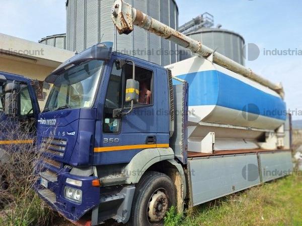 30#8846 Autocarro Iveco Magirus in vendita - foto 1