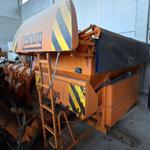 Image 10 - Canopy salt spreader - Lot 13 (Auction 8848)