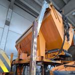 Image 11 - Canopy salt spreader - Lot 13 (Auction 8848)