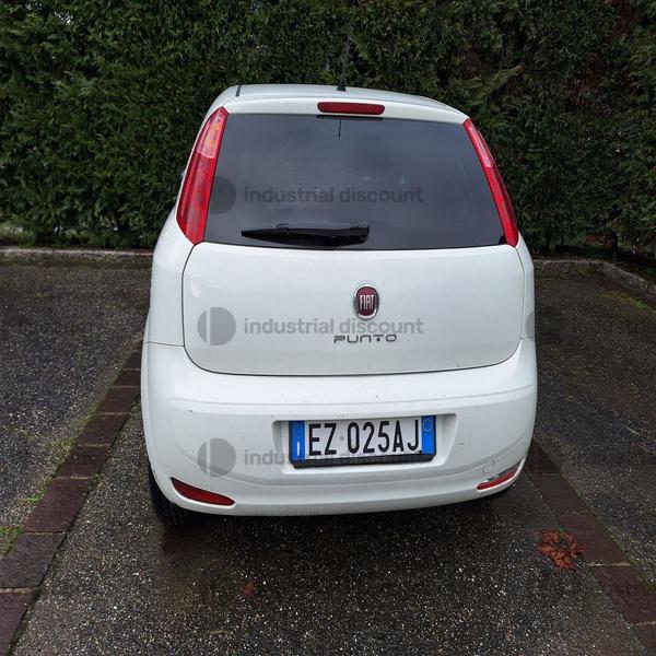8#8848 Autocarro Fiat Punto Van in vendita - foto 1