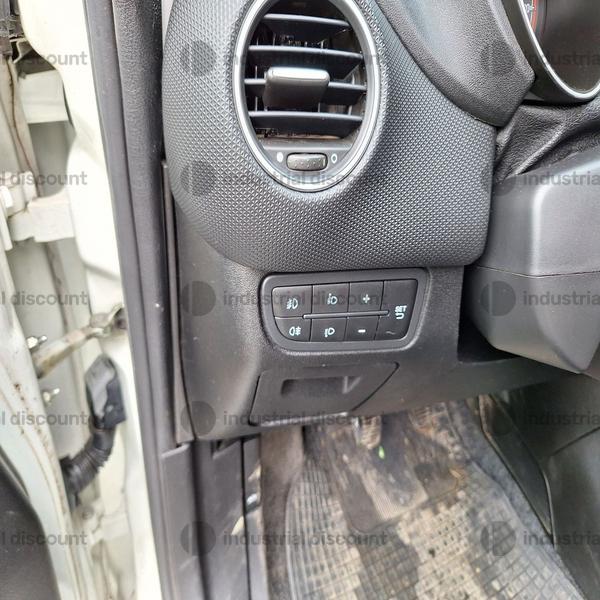 8#8848 Autocarro Fiat Punto Van in vendita - foto 17
