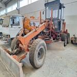 Immagine 2 - Livellatrice idraulica Motograder OEK G8 - Lotto 9 (Asta 8848)