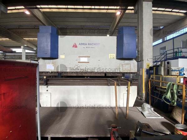 5#8851 Pressa Idraulica CN Adria Machine in vendita - foto 2