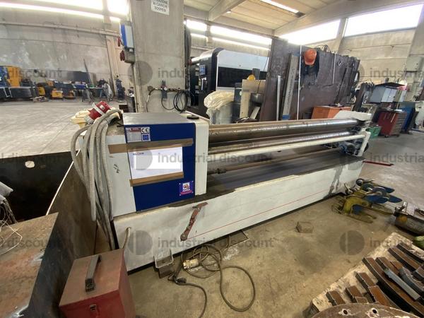 9#8851 Calandra a tre rulli Adria Machine in vendita - foto 1