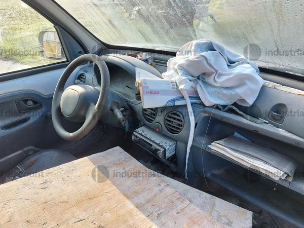 1#8853 Autocarro Renault Kangoo in vendita - foto 7