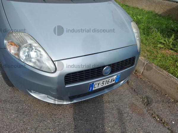 6#8854 Autoveicolo Fiat Grande Punto in vendita - foto 2