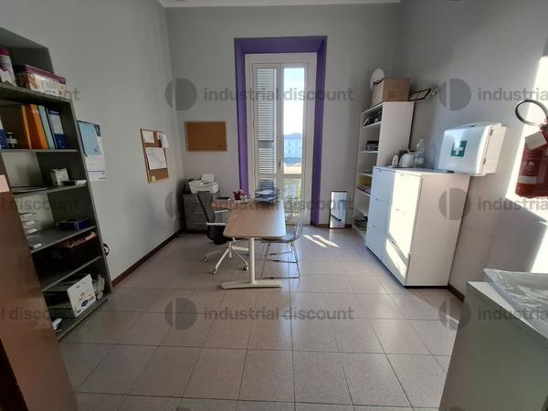3#8857 Arredi cucine e strumenti sanitari in vendita - foto 3