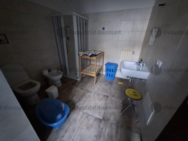 3#8857 Arredi cucine e strumenti sanitari in vendita - foto 15