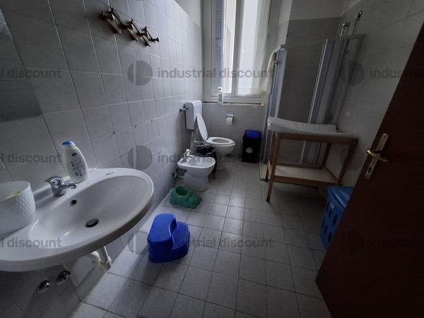 3#8857 Arredi cucine e strumenti sanitari in vendita - foto 21