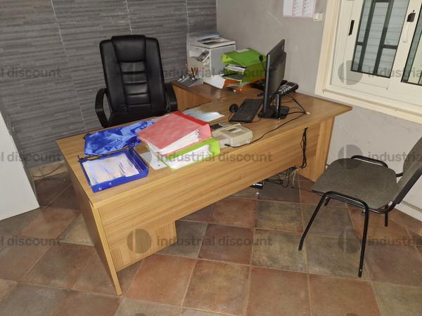 8#8861 Arredamento ufficio in vendita - foto 1