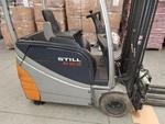 Immagine 3 - Filati di vari colori, carrello elevatore Still ed autocarro Iveco - Lotto 12 (Asta 8867)