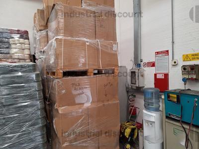12#8867 Filati di vari colori, carrello elevatore Still ed autocarro Iveco in vendita - foto 11