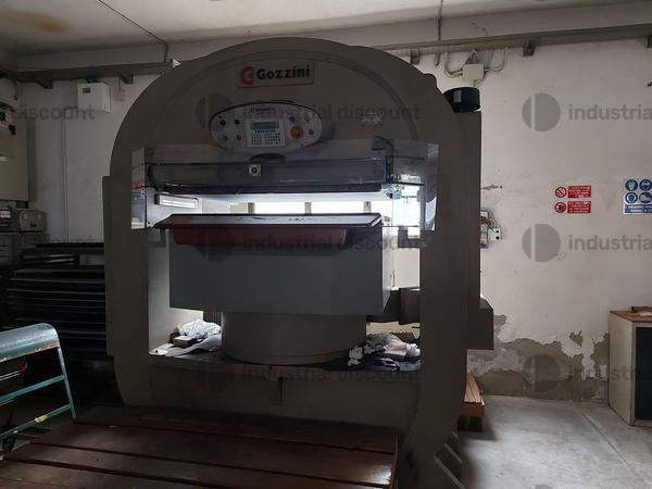 Presse tessili in vendita
