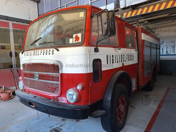 2#8881 Autoveicolo per uso speciale antincendio OM 150 58HP in vendita - foto 2