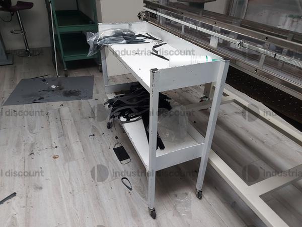 15#8883 Banchi da lavoro e carrelli in vendita - foto 2