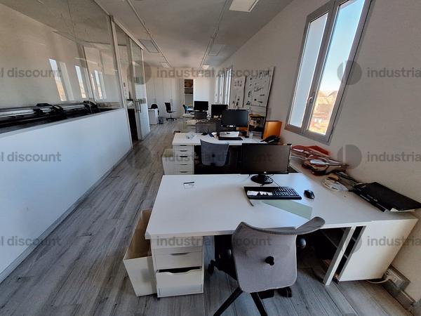 53#8883 Elementi d'arredo per reparto modelleria e macchine da ufficio in vendita - foto 1