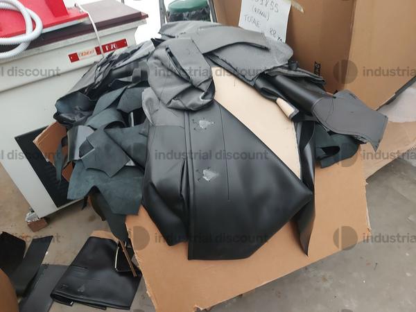 700#8883 Pellami e tessuti rimanenze residue magazzino in vendita - foto 5