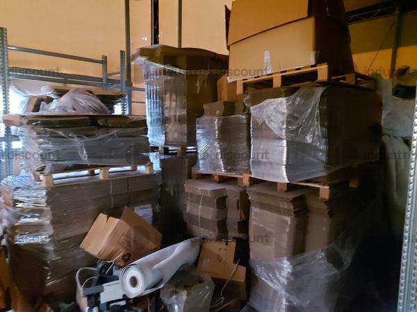 800#8883 Packaging vari in vendita - foto 4