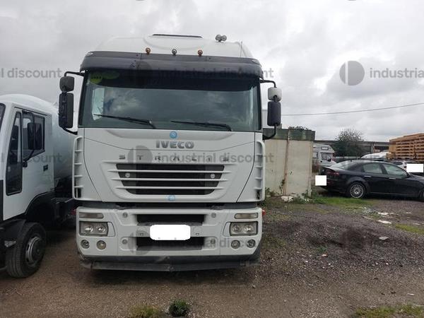 1#8885 Trattore stradale Iveco Magirus in vendita - foto 1