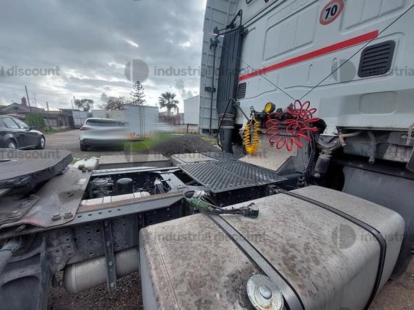 1#8885 Trattore stradale Iveco Magirus in vendita - foto 15