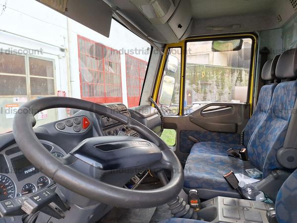 2#8888 Autoveicolo Iveco per soccorso stradale in vendita - foto 6
