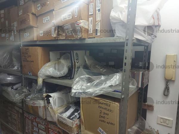 100#8890 Accessori e ricambi moto in vendita - foto 3